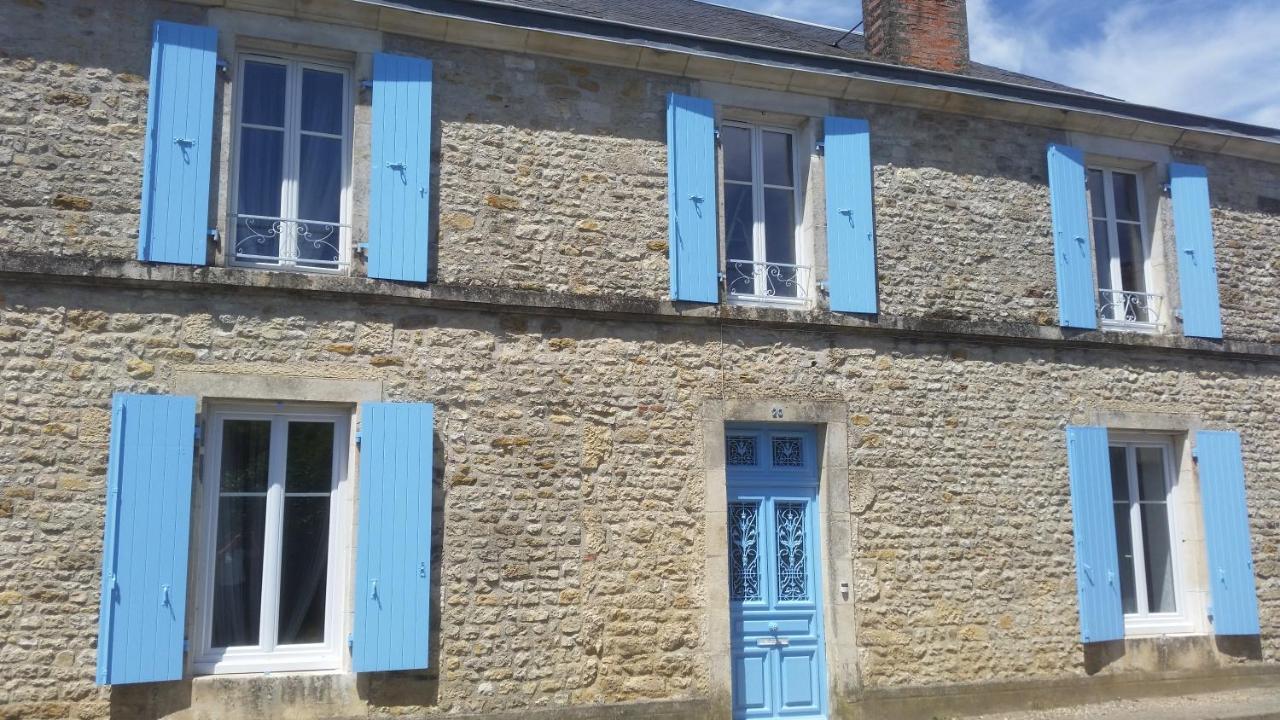 Bed and breakfast La maison de Thiré Extérieur photo